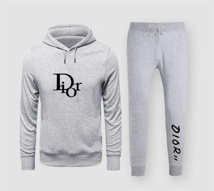 Picture of Dior Sweater Suits _SKUDiorm-6xl1q0938917